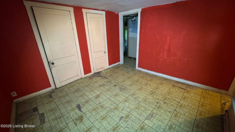 Listing Image 38
