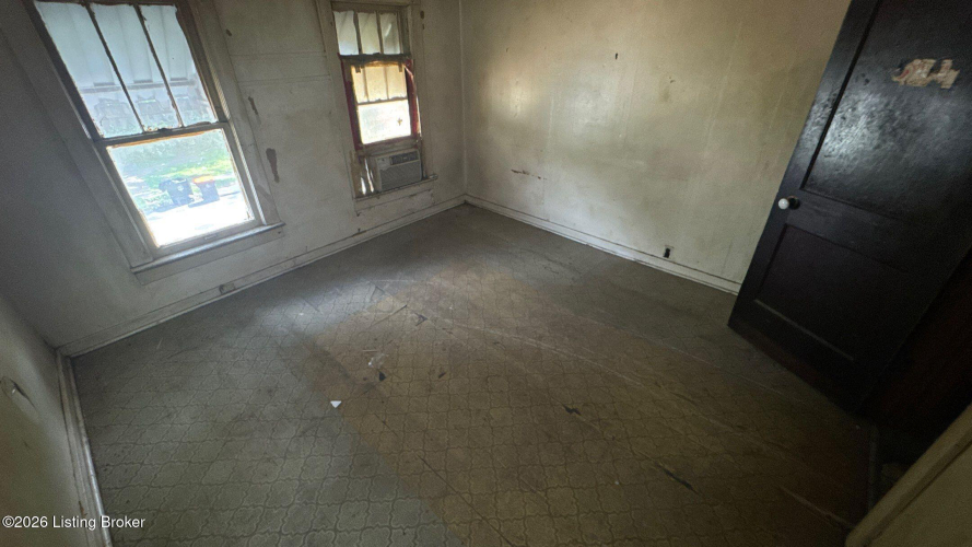 Listing Image 50