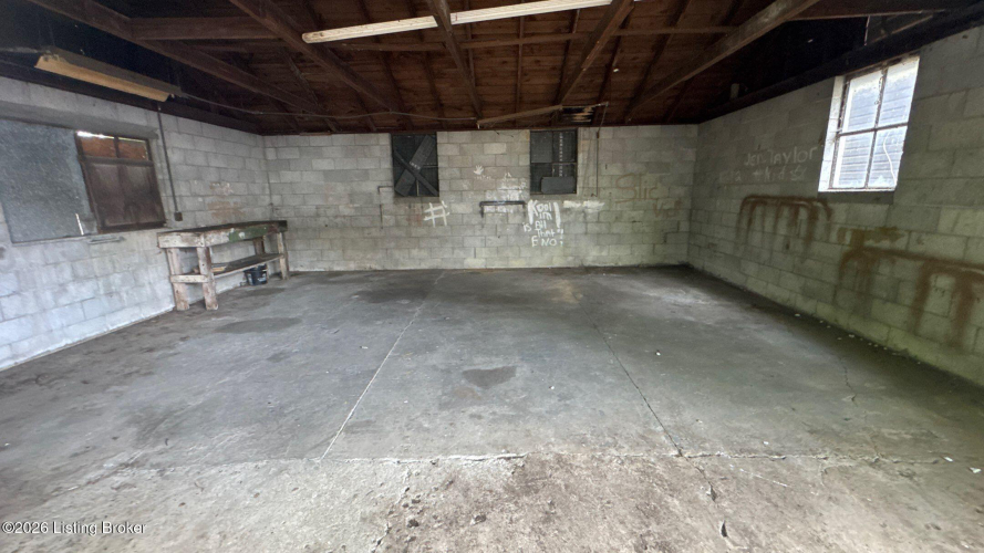 Listing Image 63