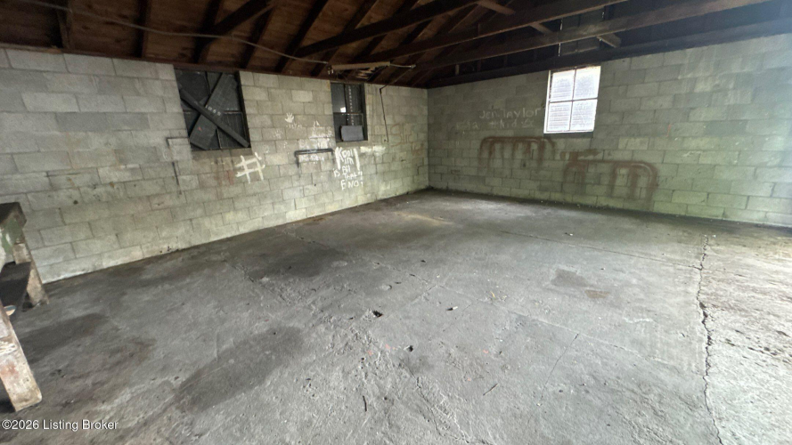 Listing Image 66