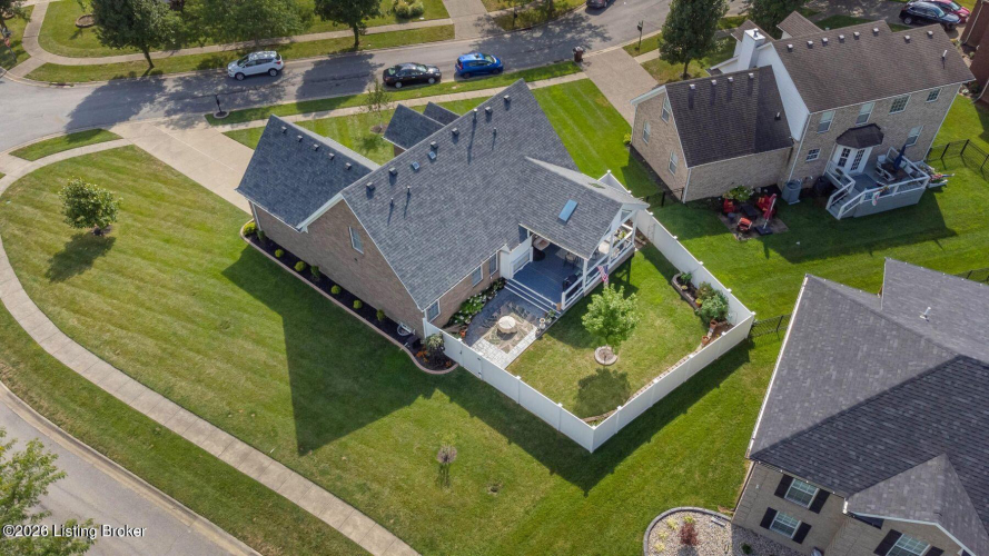 Listing Image 40
