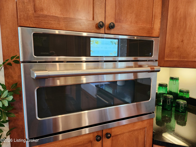 Listing Image 19