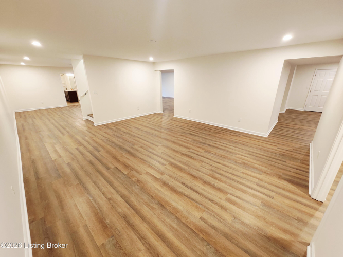 Listing Image 55