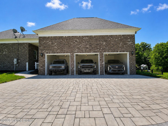 Listing Image 65