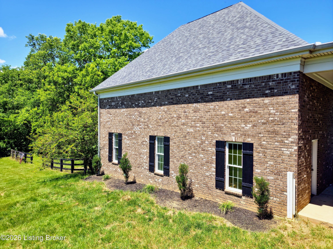 Listing Image 71