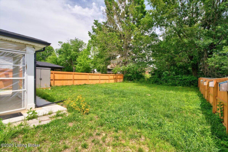 Listing Image 41