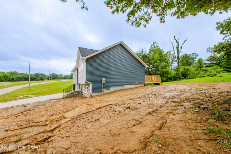 Listing Image 45