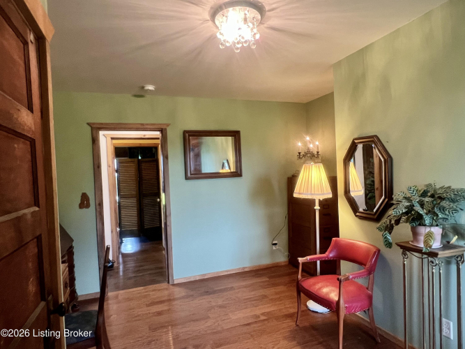 Listing Image 37
