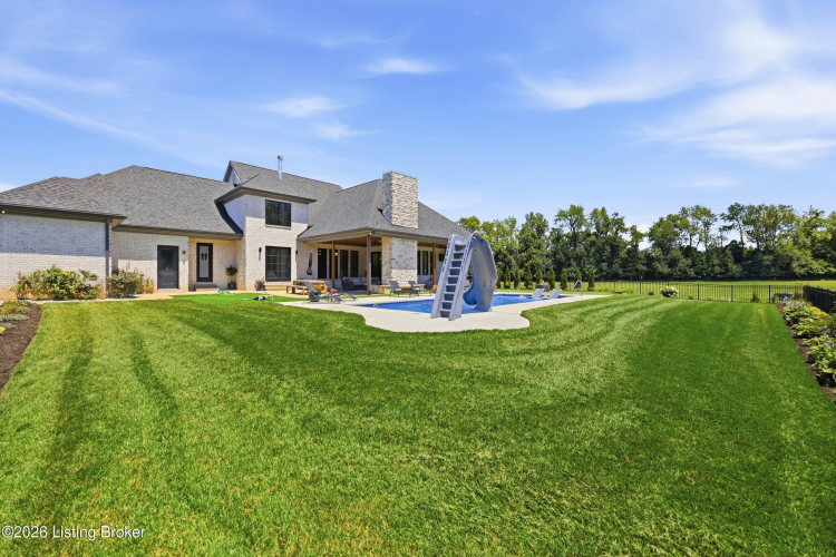 Listing Image 111
