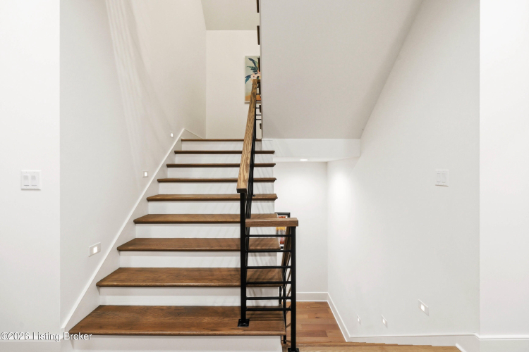 Listing Image 51