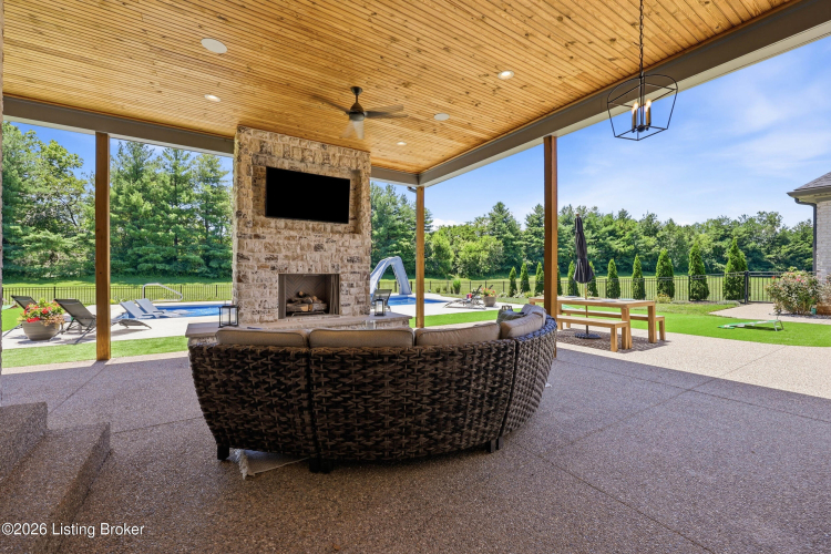 Listing Image 98