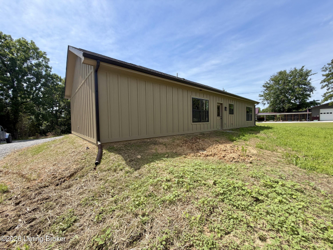 Listing Image 52
