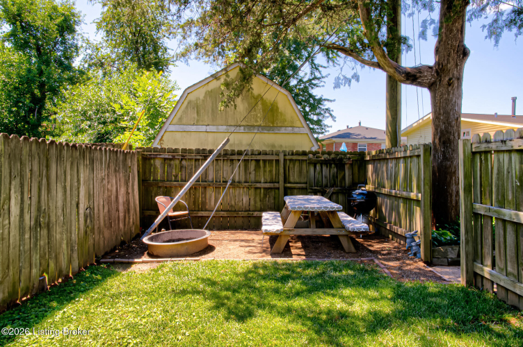 Listing Image 14