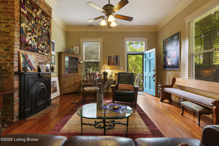 Listing Image 5