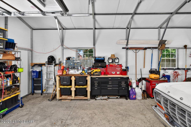 Listing Image 38