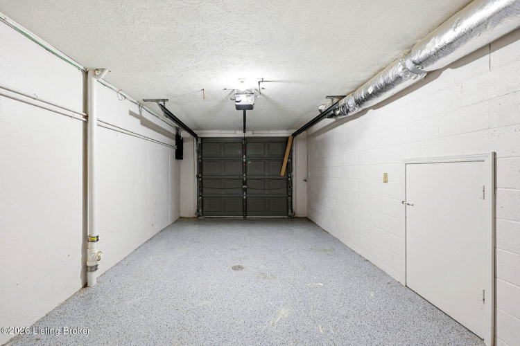 Listing Image 38
