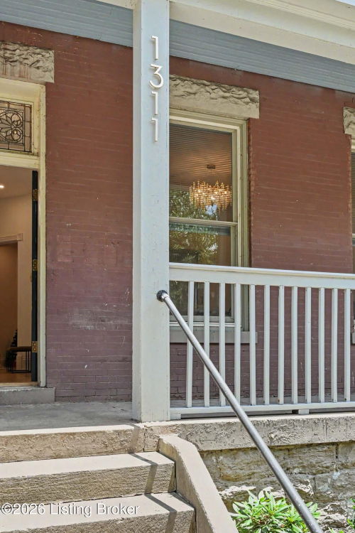 Listing Image 7