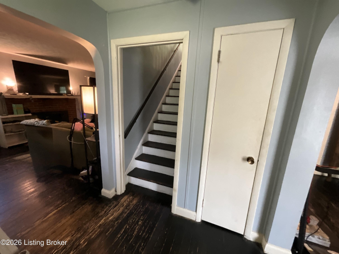 Listing Image 16