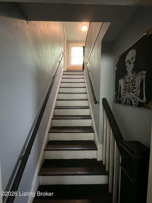 Listing Image 17