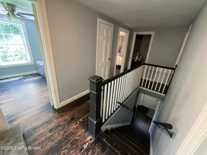Listing Image 18