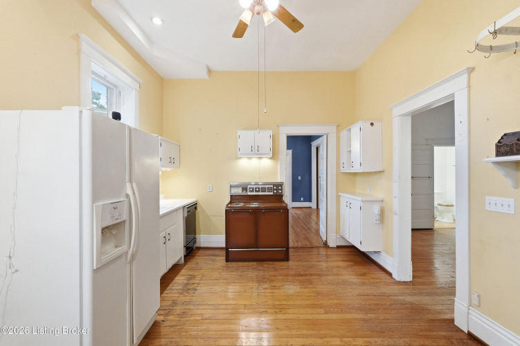 Listing Image 17