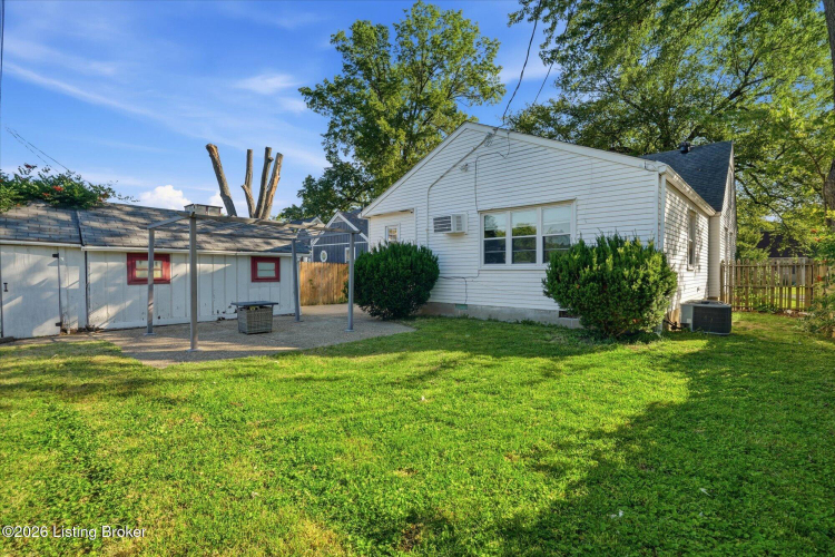 Listing Image 39