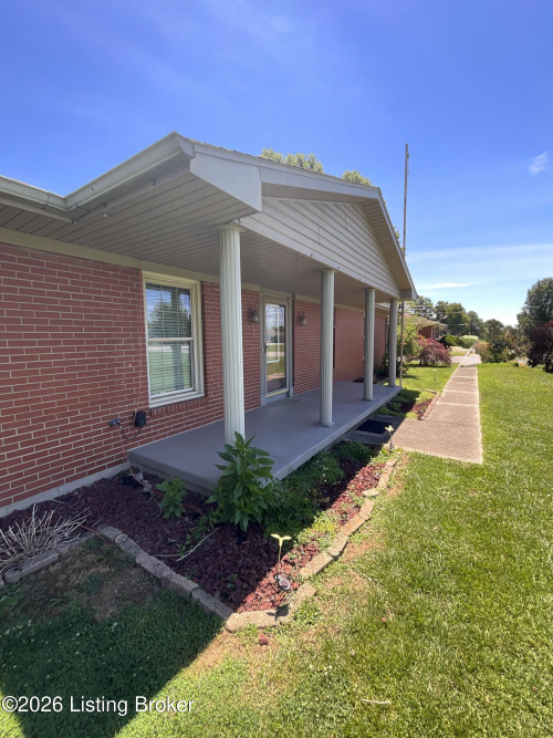 Listing Image 12