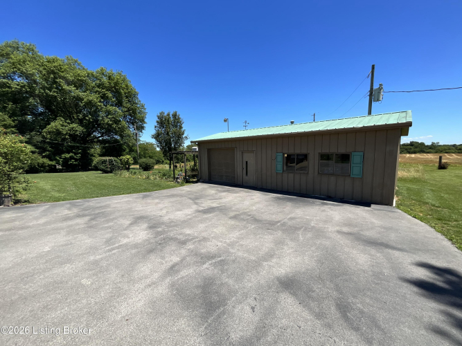 Listing Image 43