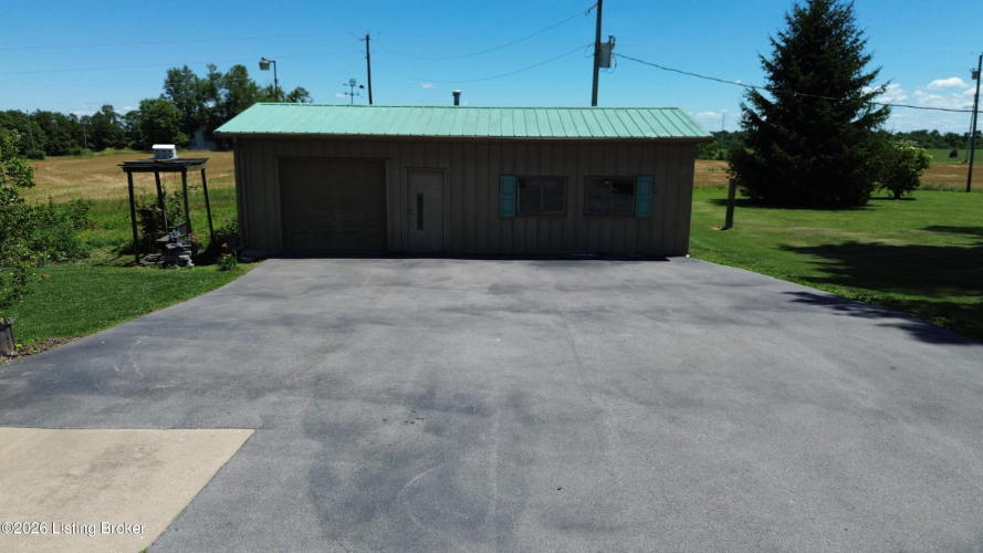Listing Image 44