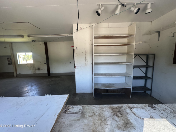 Listing Image 46
