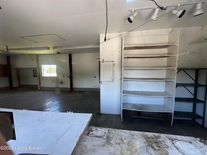 Listing Image 48