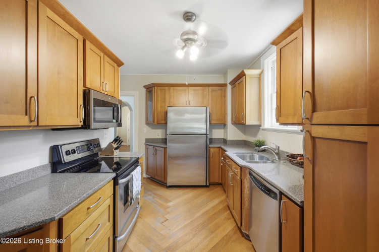 Listing Image 16
