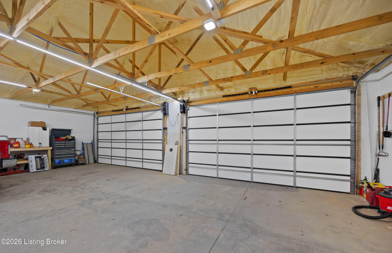 Listing Image 44