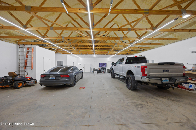 Listing Image 45