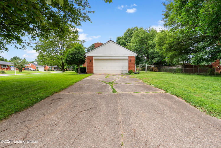 Listing Image 42