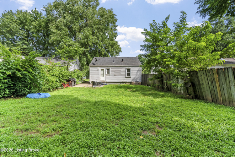 Listing Image 17
