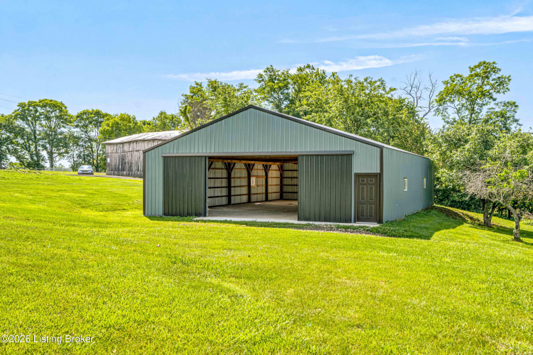 Listing Image 42