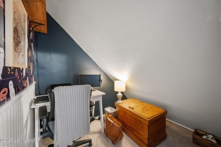 Listing Image 30