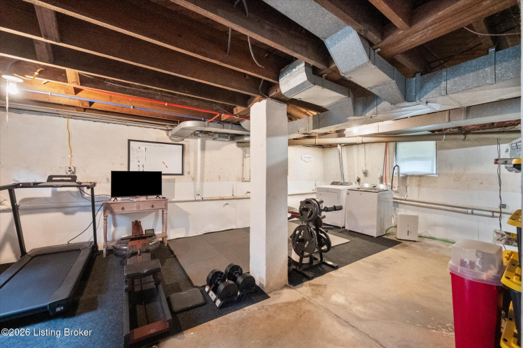 Listing Image 32