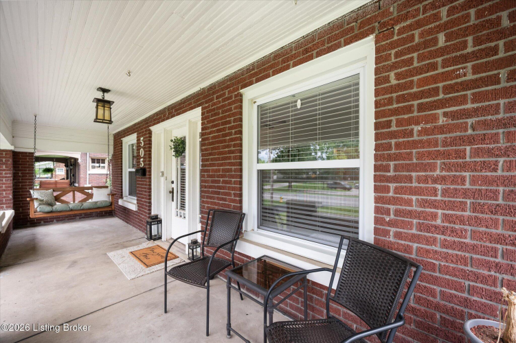 Listing Image 5