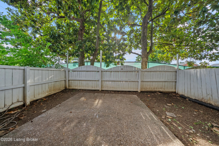Listing Image 18