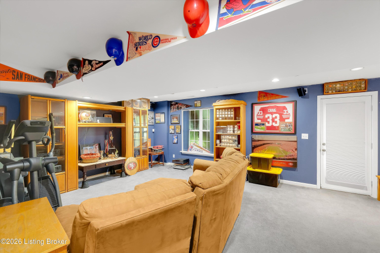 Listing Image 37