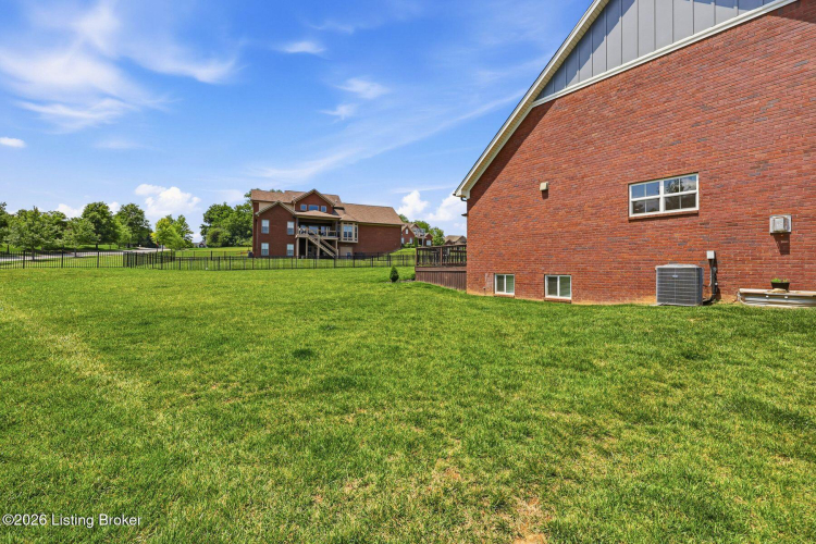 Listing Image 70