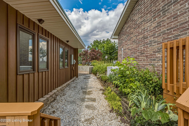Listing Image 72
