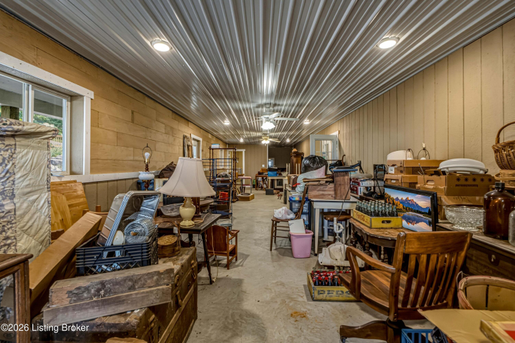 Listing Image 81
