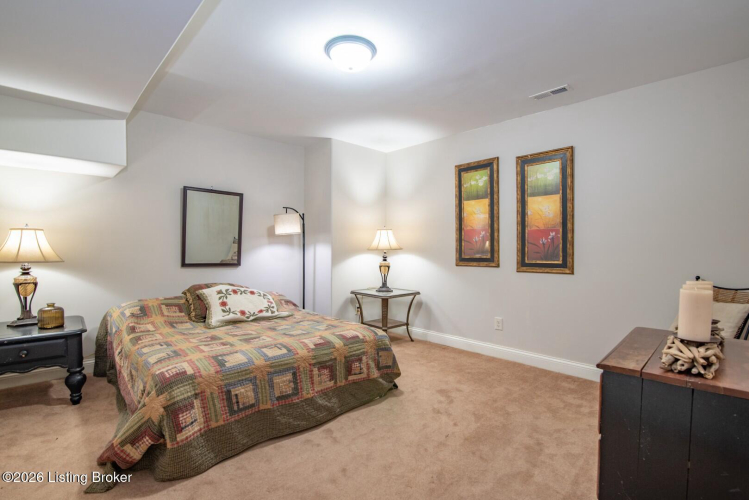 Listing Image 84