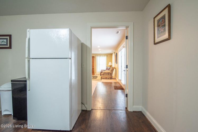 Listing Image 85