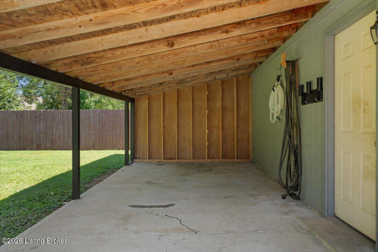 Listing Image 25