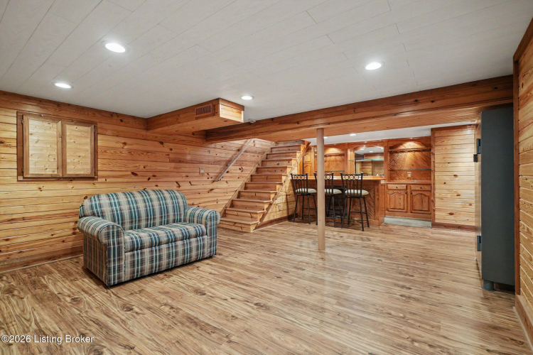 Listing Image 39