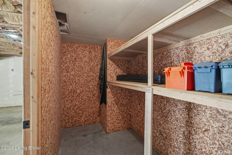 Listing Image 52